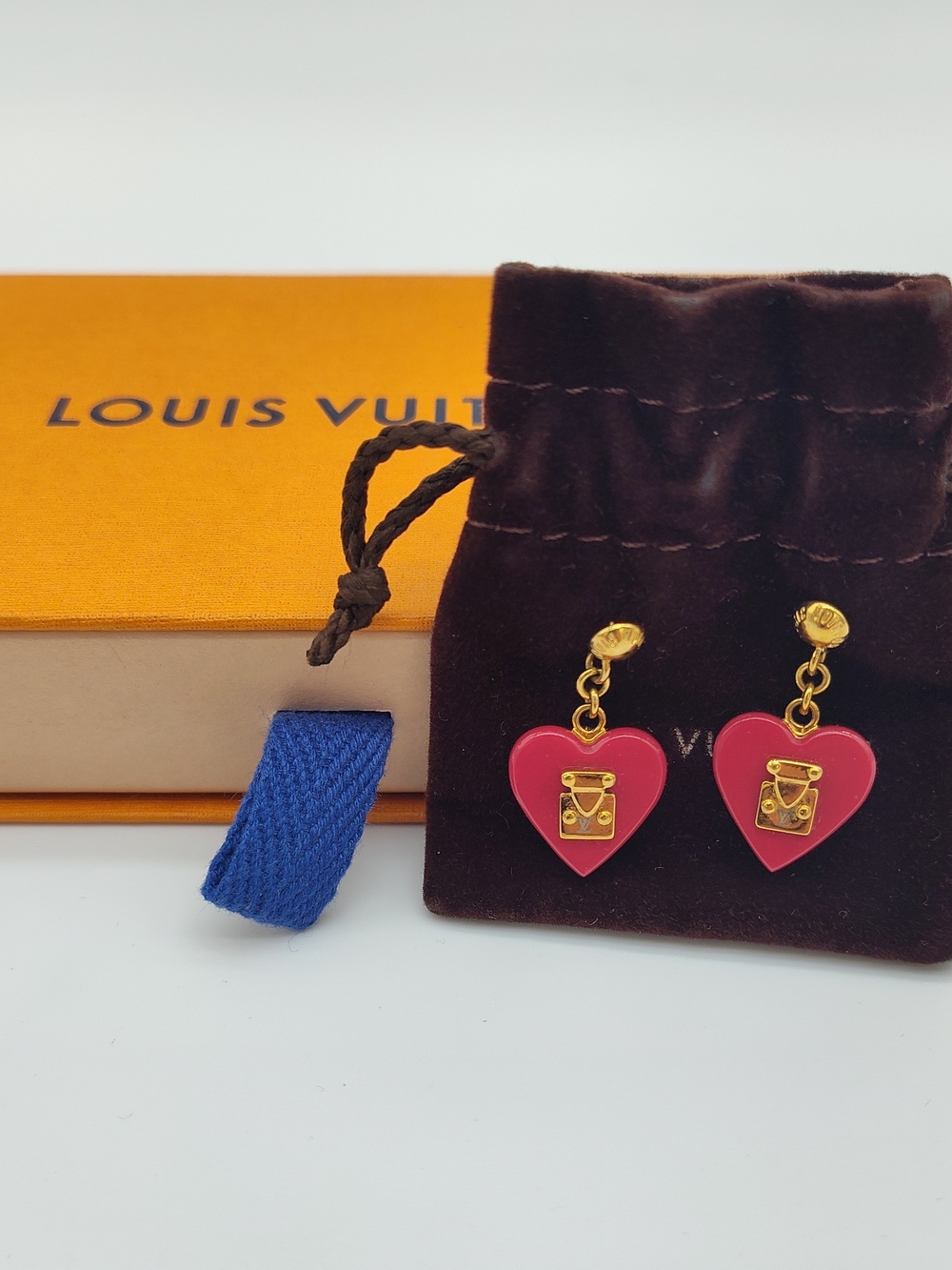 LOUIS VUITTON Lock Me Heart Earrings M66790 Gold Red Resin Dangle EUC With COA